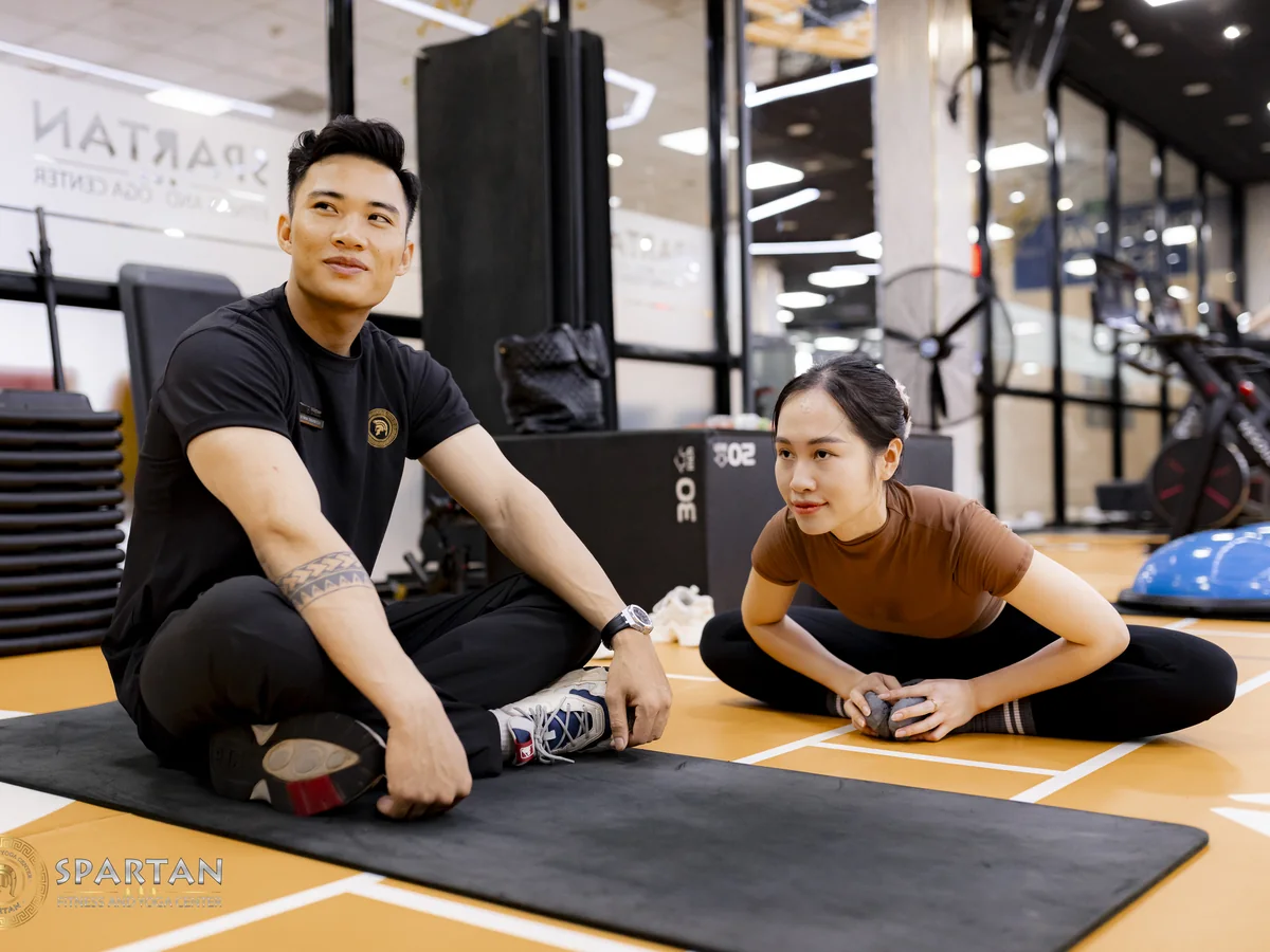 PT Spartan đồng hành và hỗ trợ khách hàng trong phần stretching phục hồi